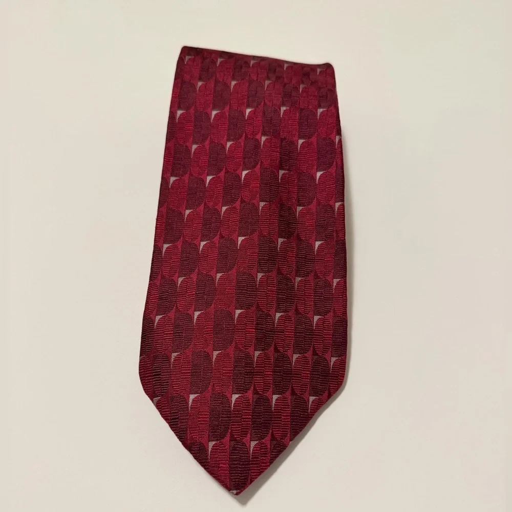 Murano Red Geometric Pattern Necktie
